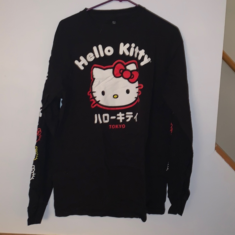 Hello Kitty Sanrio FYE Longsleeve